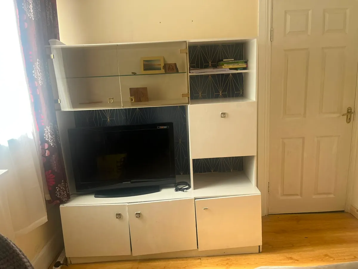 White TV wall unit with storage, shelves and glass - Image 1