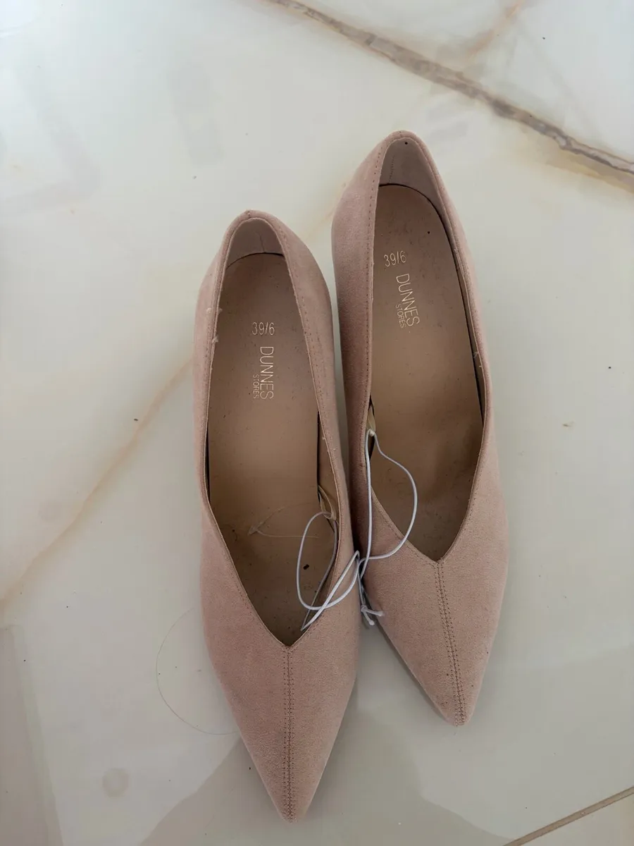 Ladies shoes - Image 1