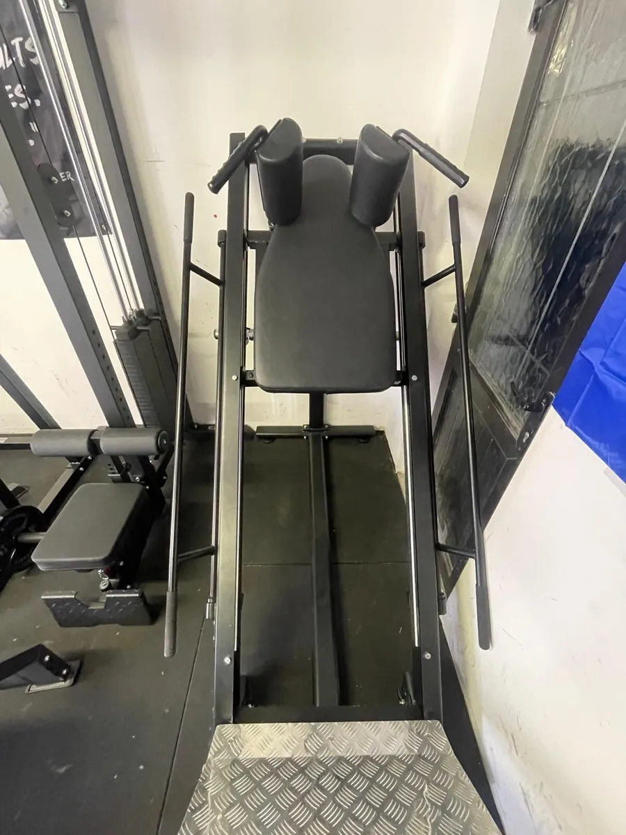Hack squat - Image 3