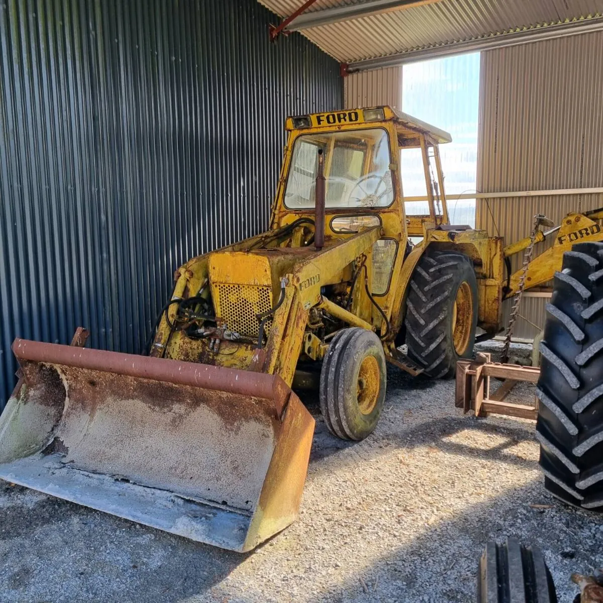 Ford 4550 - Image 1