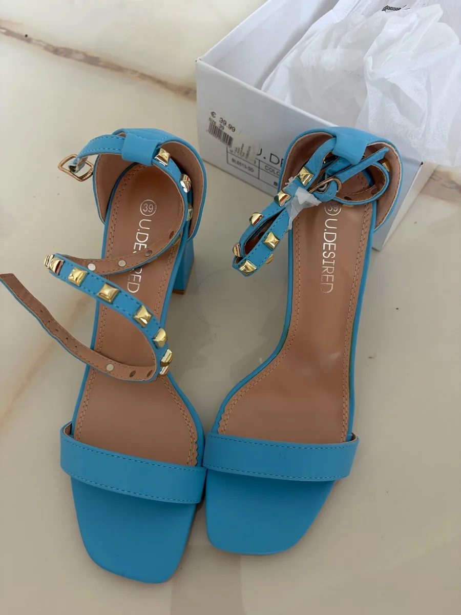 Ladies shoes - Image 2