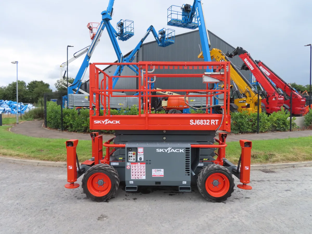 Skyjack 3268RT - Year 2020 - Image 1