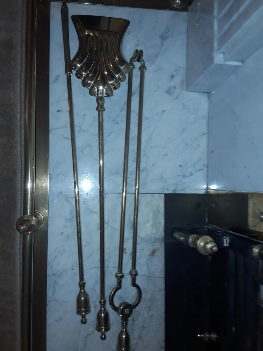 Large brass companion set - Image 3