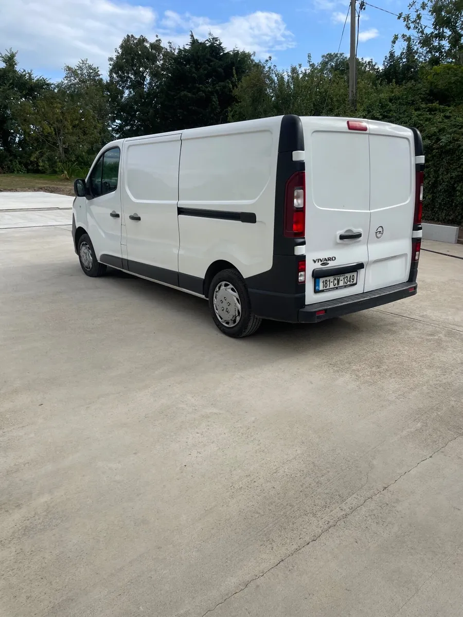 Opel Vivaro - Image 2