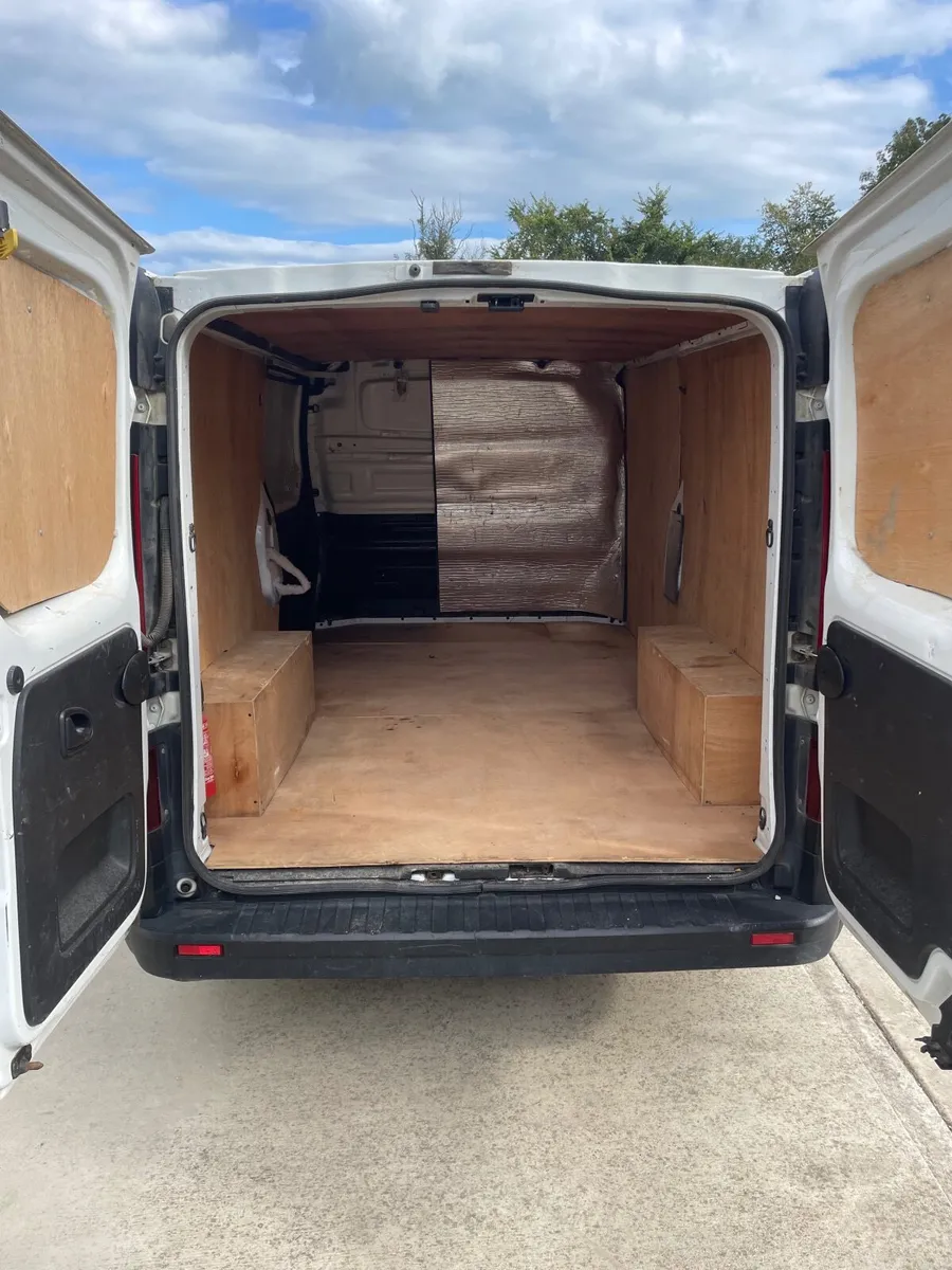 Opel Vivaro - Image 4