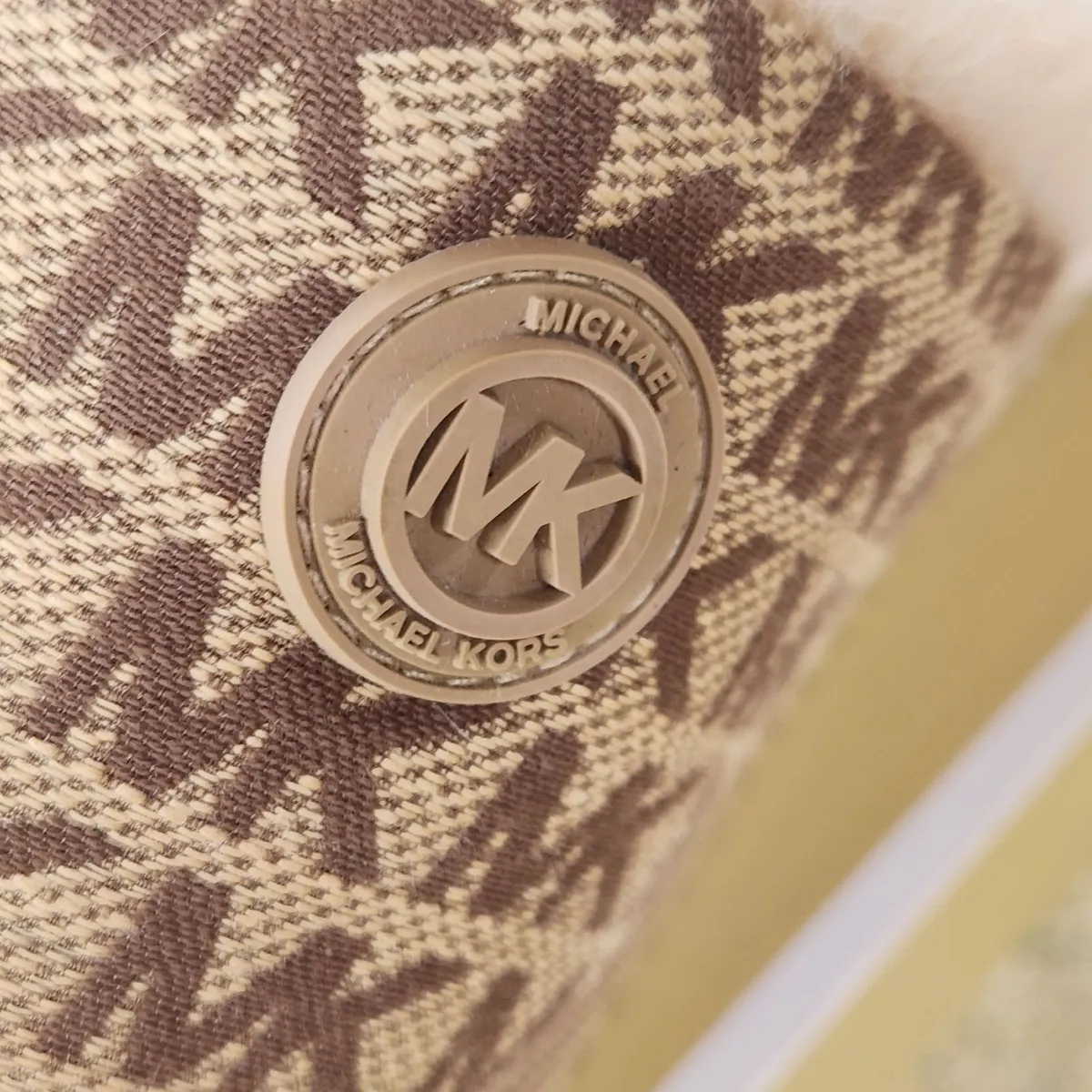 Michael kors slippers.. Brand new - Image 3