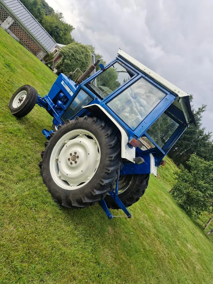 Ford 4600 - Image 3
