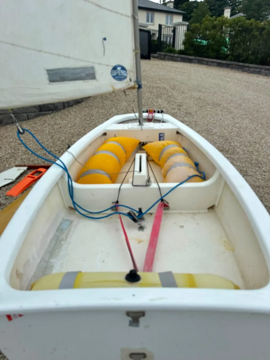 Optimist Sailing Dinghy - Image 2