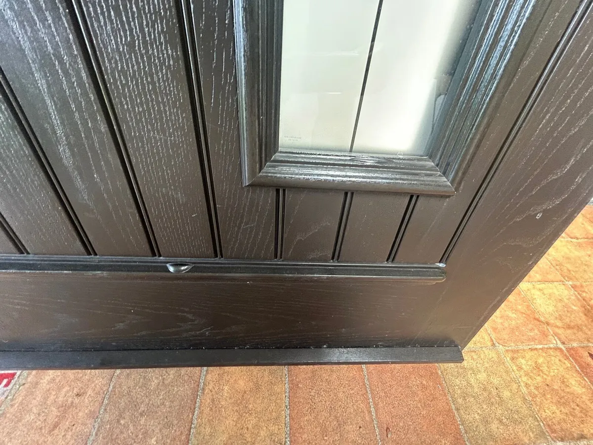 Composite door - Image 4