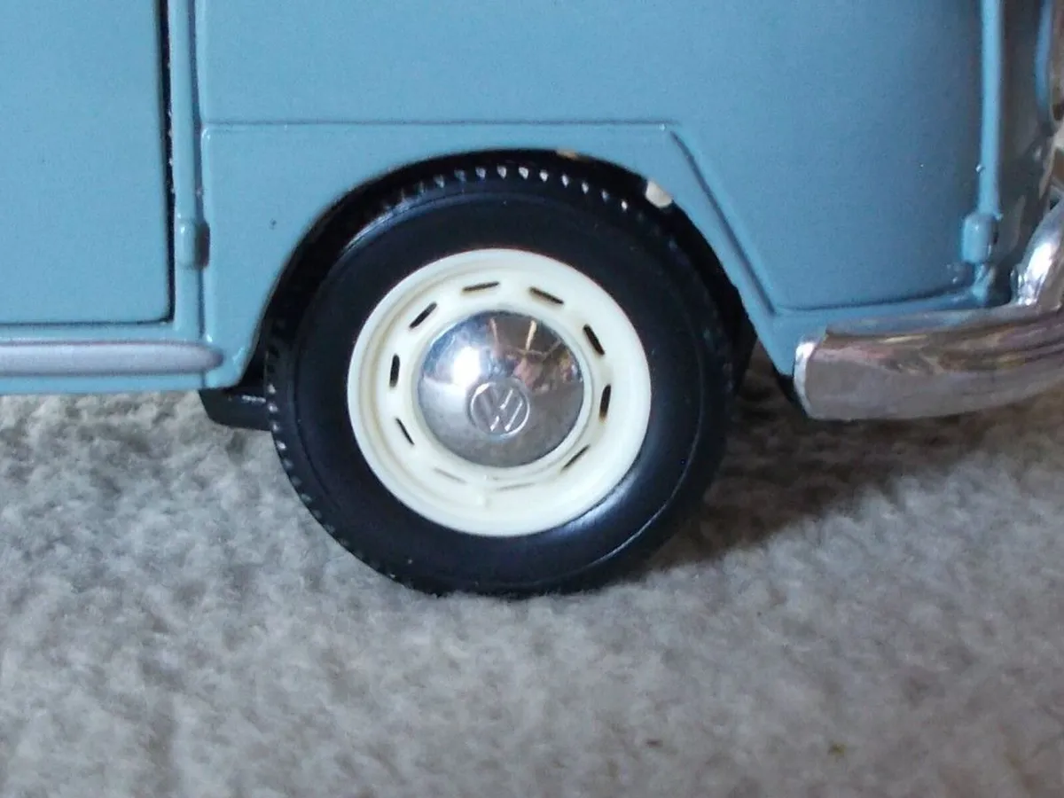 Model Volkswagon Van *NEW* - Image 2