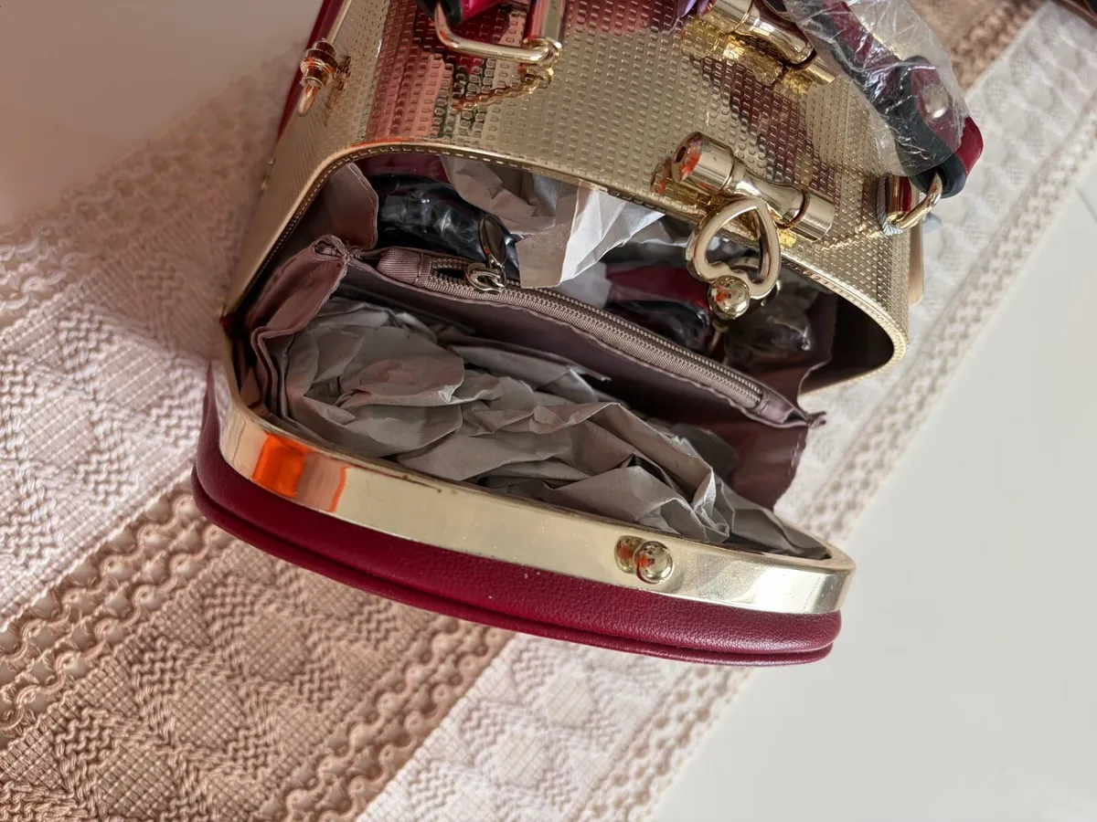 Ladies handbag - Image 3