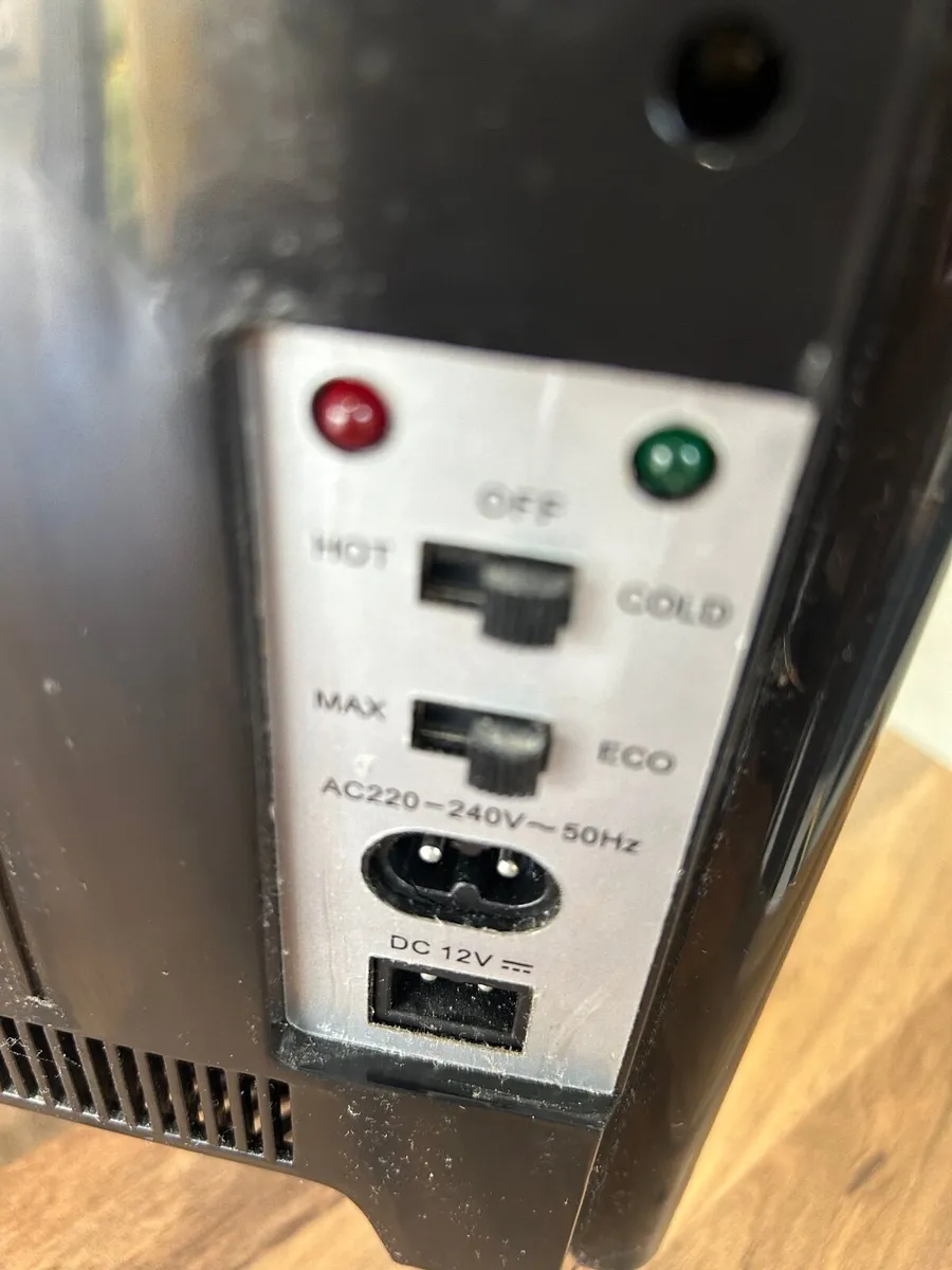 Mini Fridge 18L - Image 3