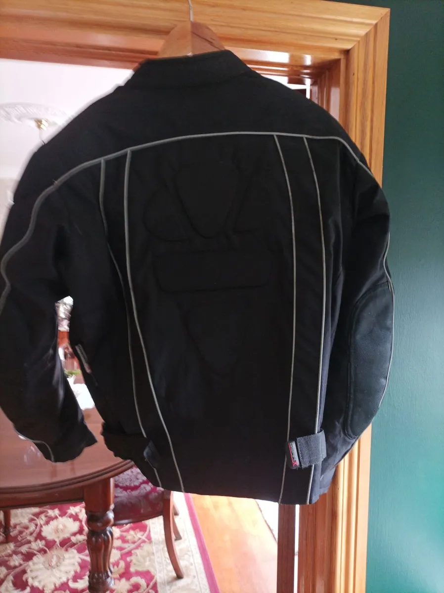 Motorcycle jacket - Image 2