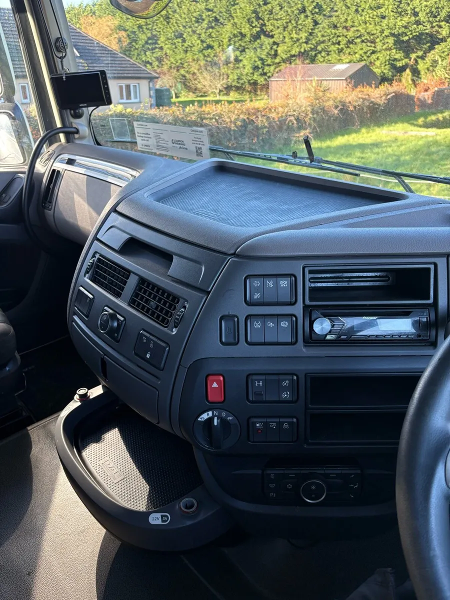 DAF cf - Image 3
