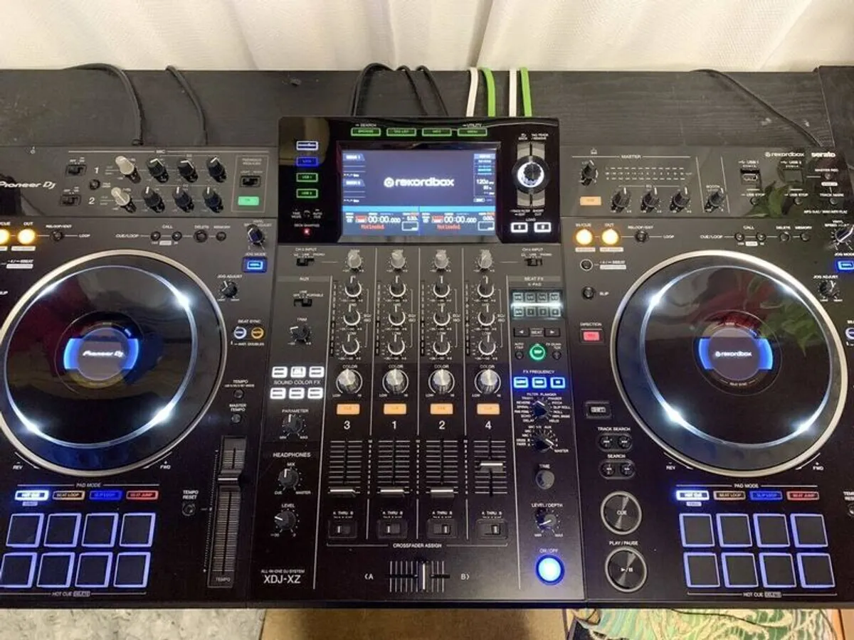 Pioneer XDJ-XZ - Image 2