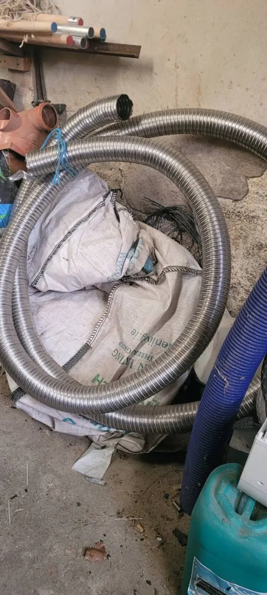 Vokera Gas boiler and solid fuel flue - Image 3