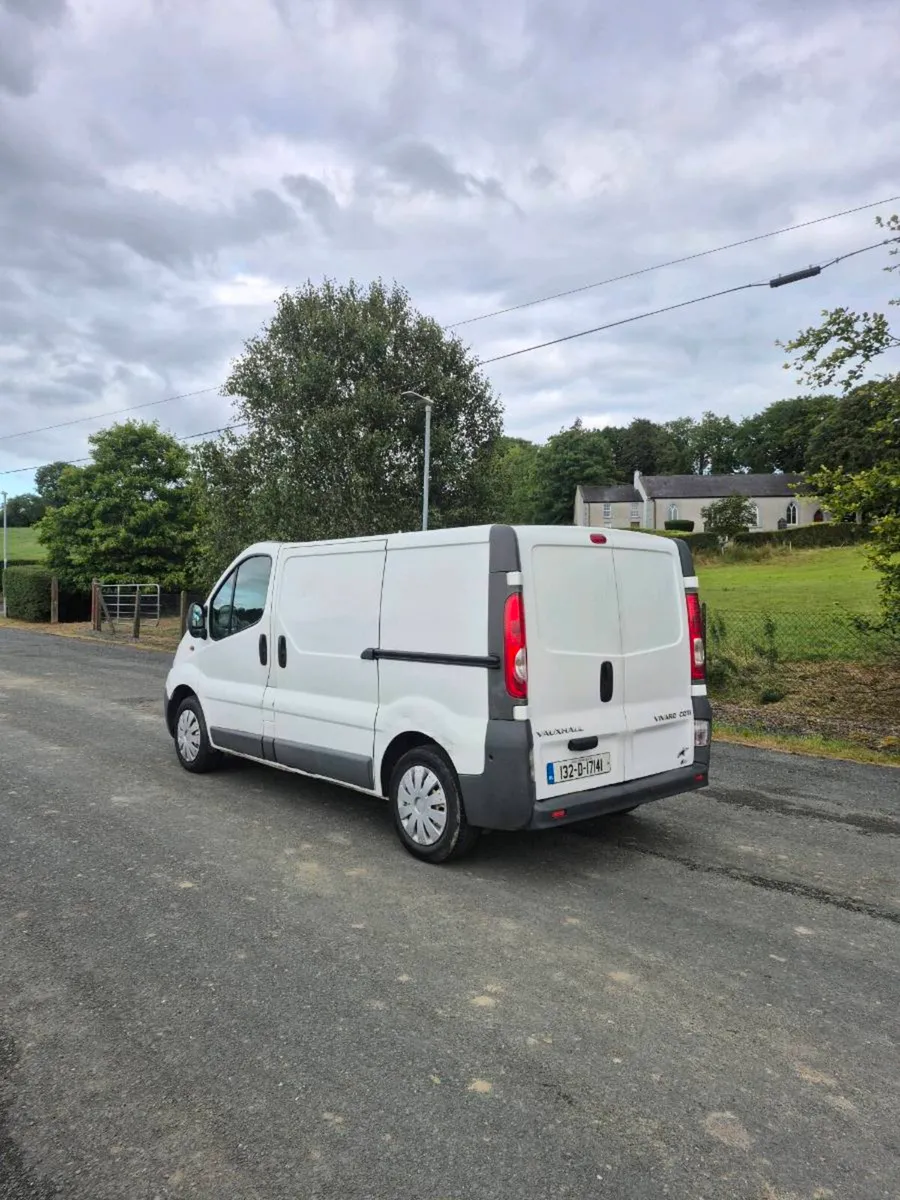 Vauxhall Vivaro - Image 2