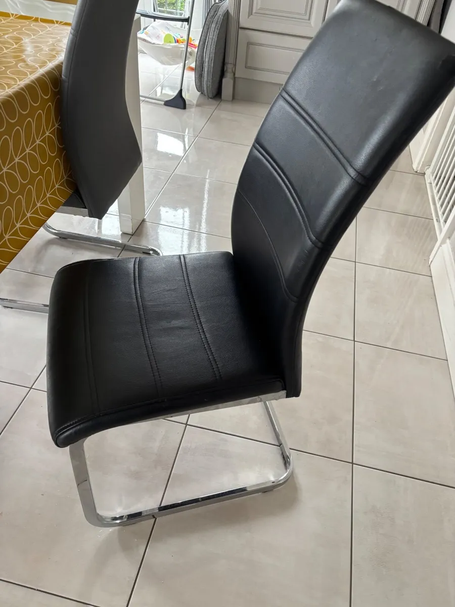 Kitchen chairs - Image 3