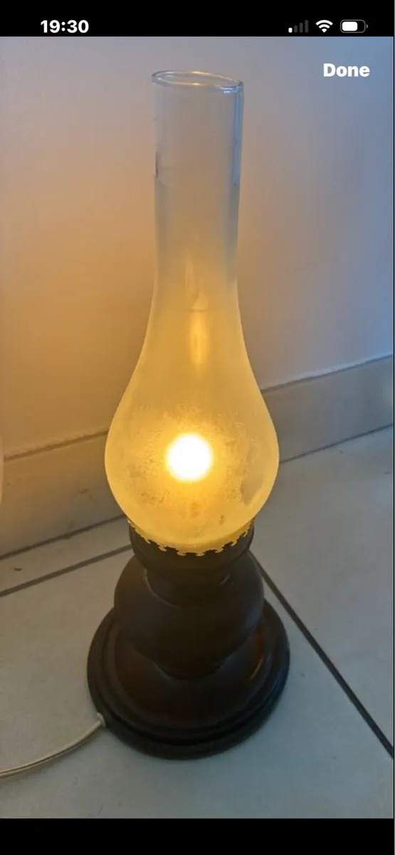 Vintage ‘Oil’ style Table Lamp - Image 1