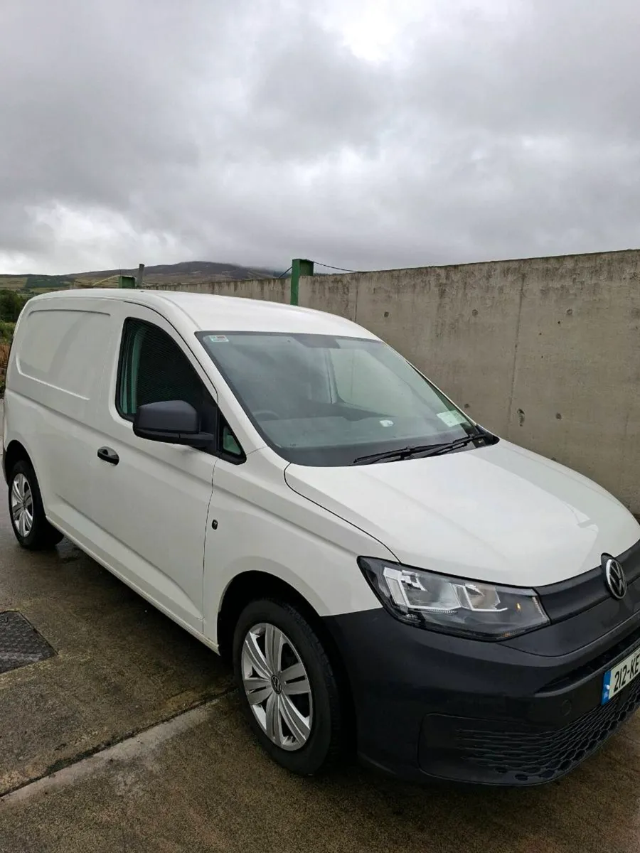 2021 Volkswagen Caddy - Image 1