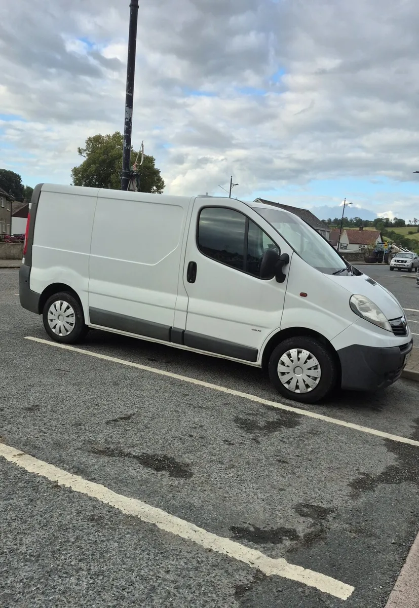 Vauxhall Vivaro - Image 1