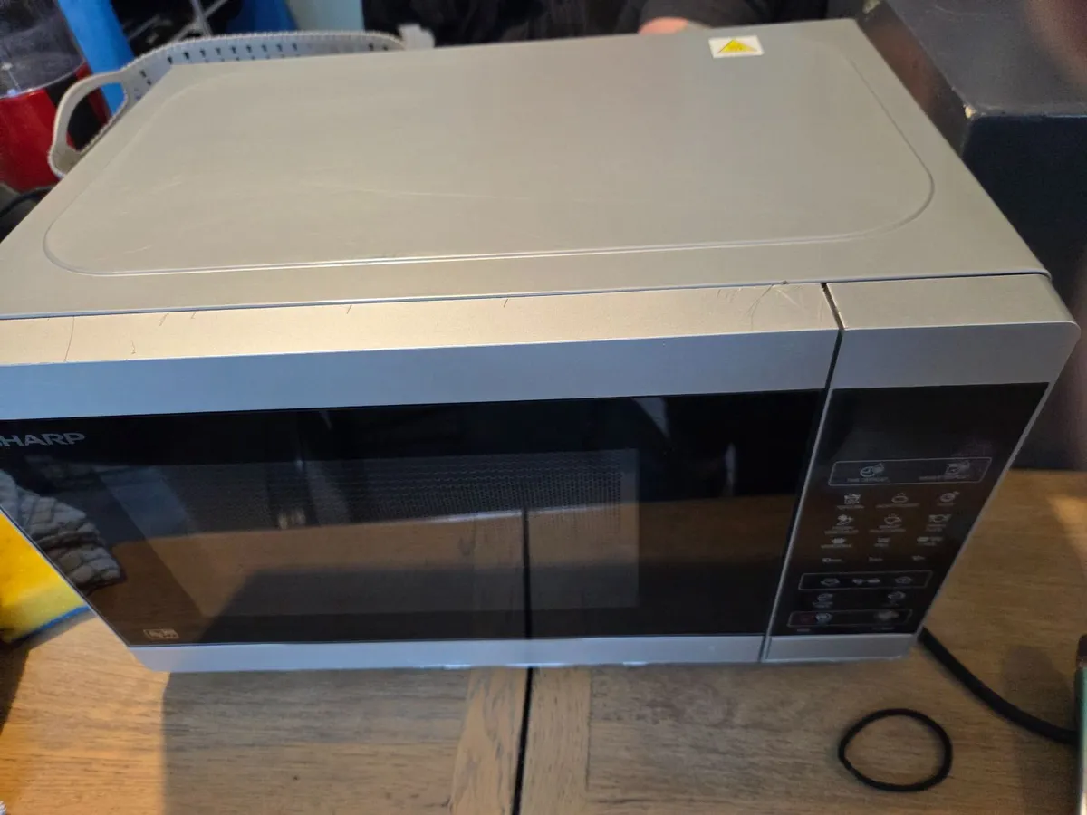 Microwave - Image 3