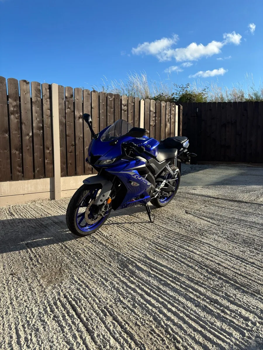 Yamaha YZF R125 - Image 1