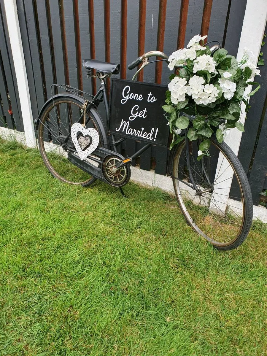 Vintage Bike for Rent - Image 1