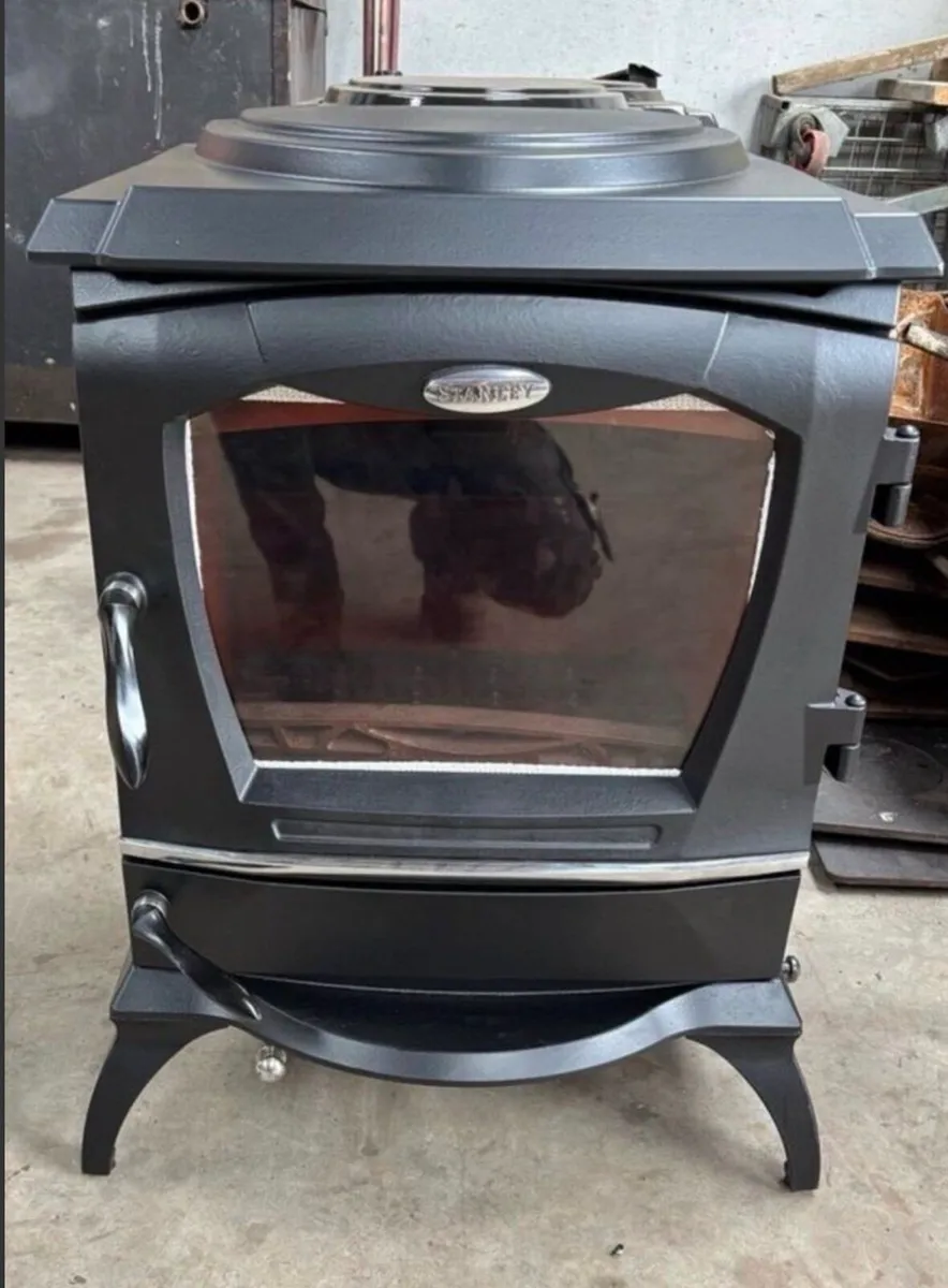 Stanley Reginald Stove - Image 1