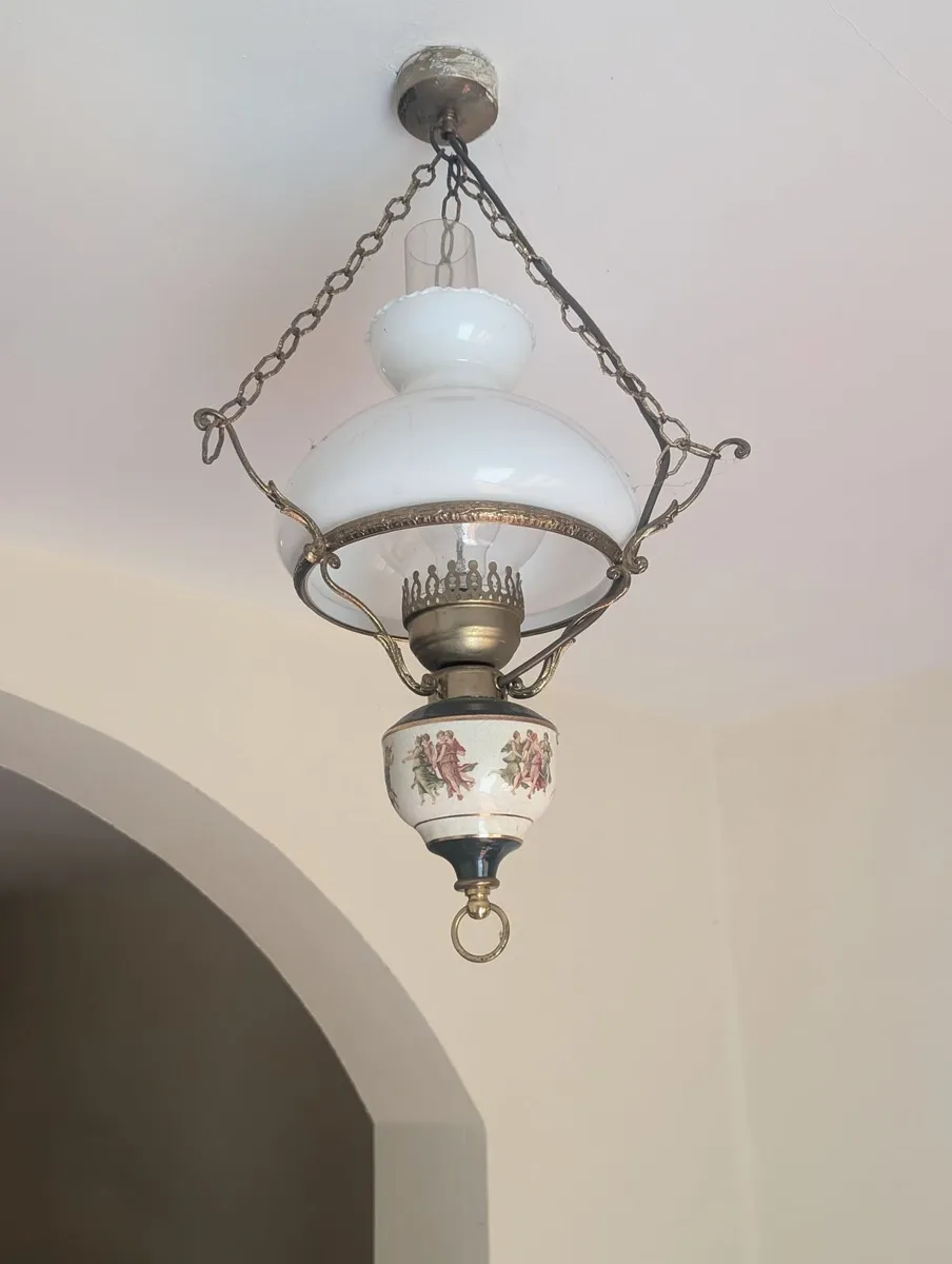 Antique hanging lamp/ light