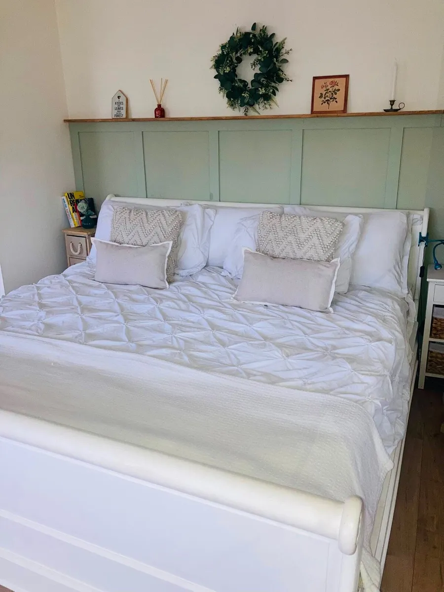 White Wood Sleigh Bed - Image 2