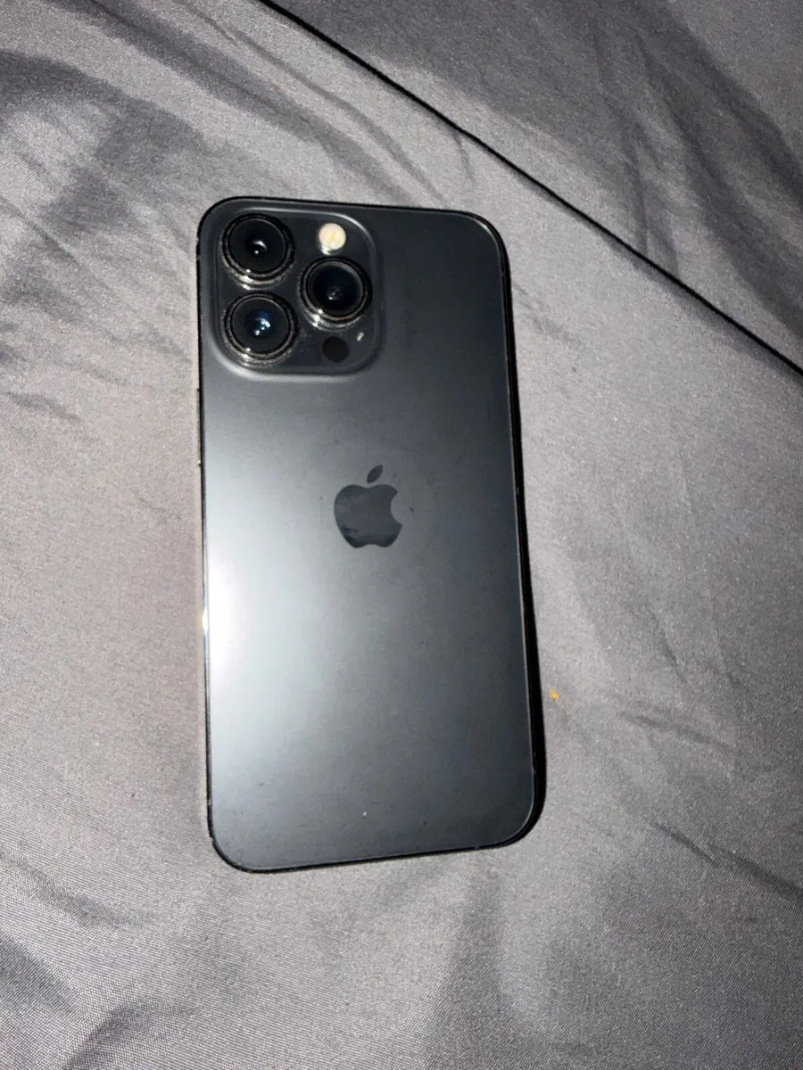 iPhone 13 pro - Image 2