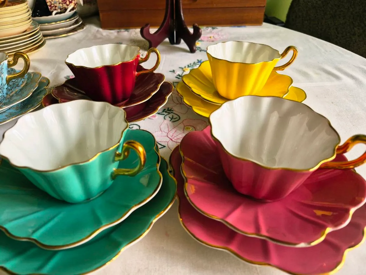 Spencer stevenson harlequin petal. - Image 2