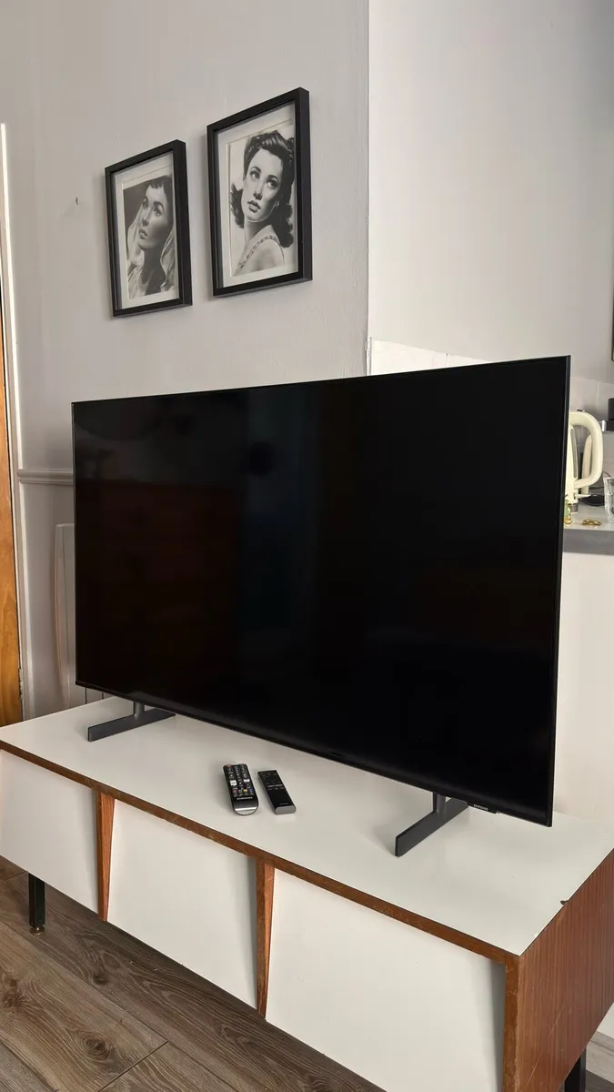 50 inch Samsung - Image 1