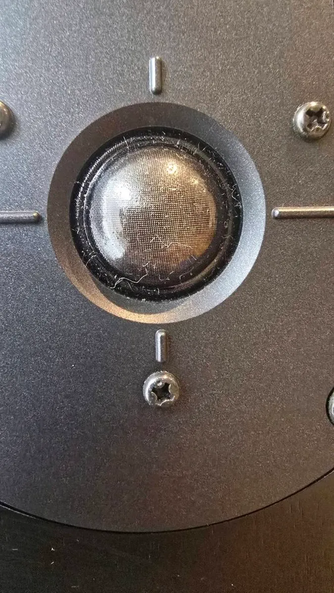 Hifi - Image 2