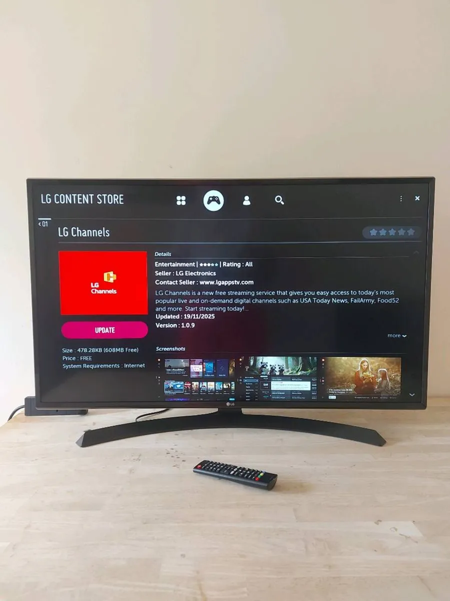 LG 43" smart 4K TV - Image 2