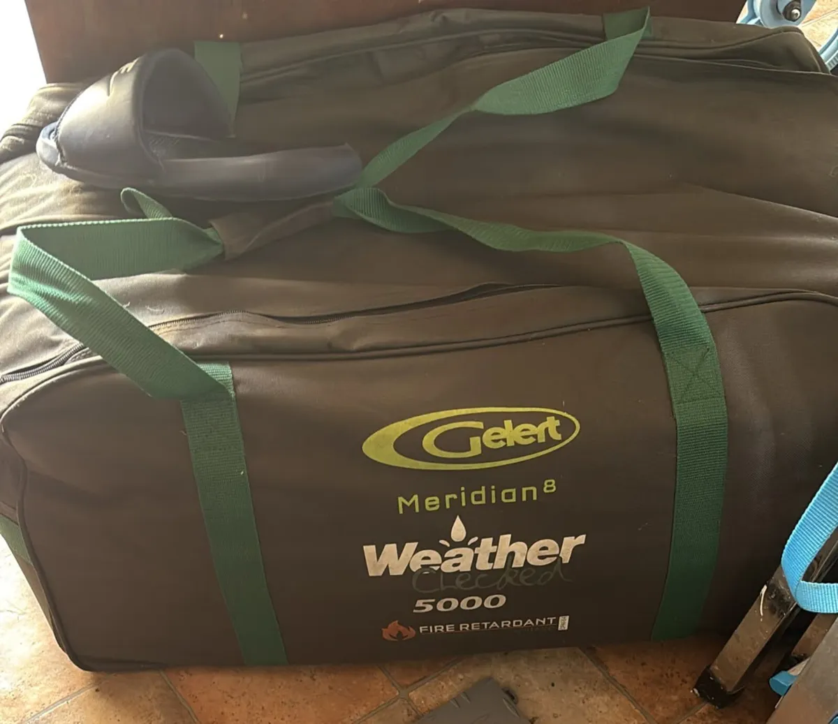 8 Man Tent - Image 1