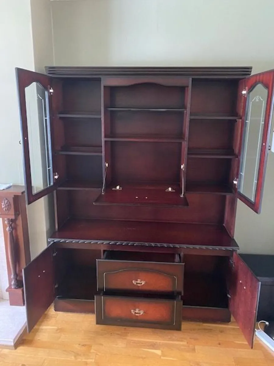 Furniture - Display Cabinet - Image 2