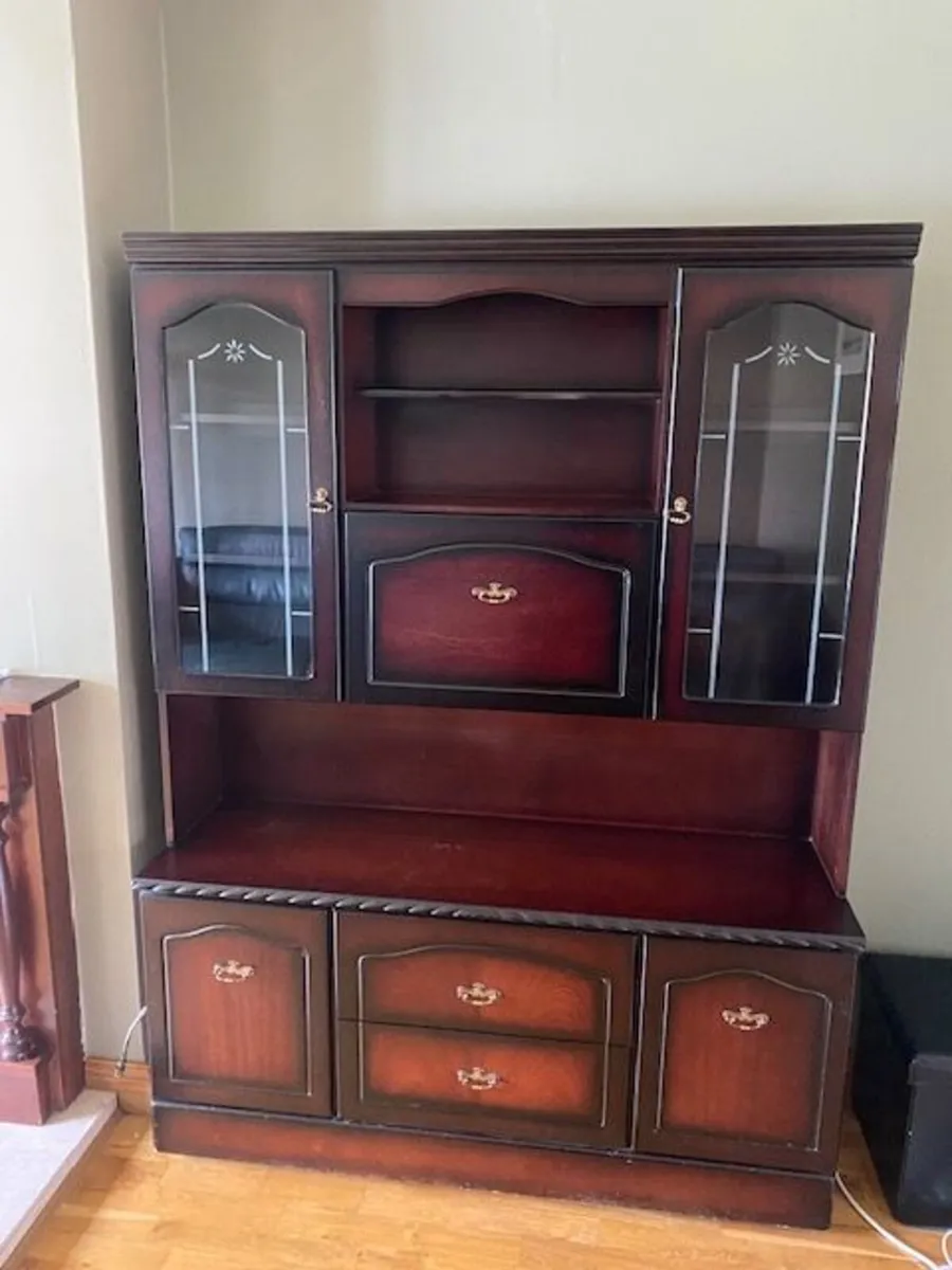 Furniture - Display Cabinet - Image 1