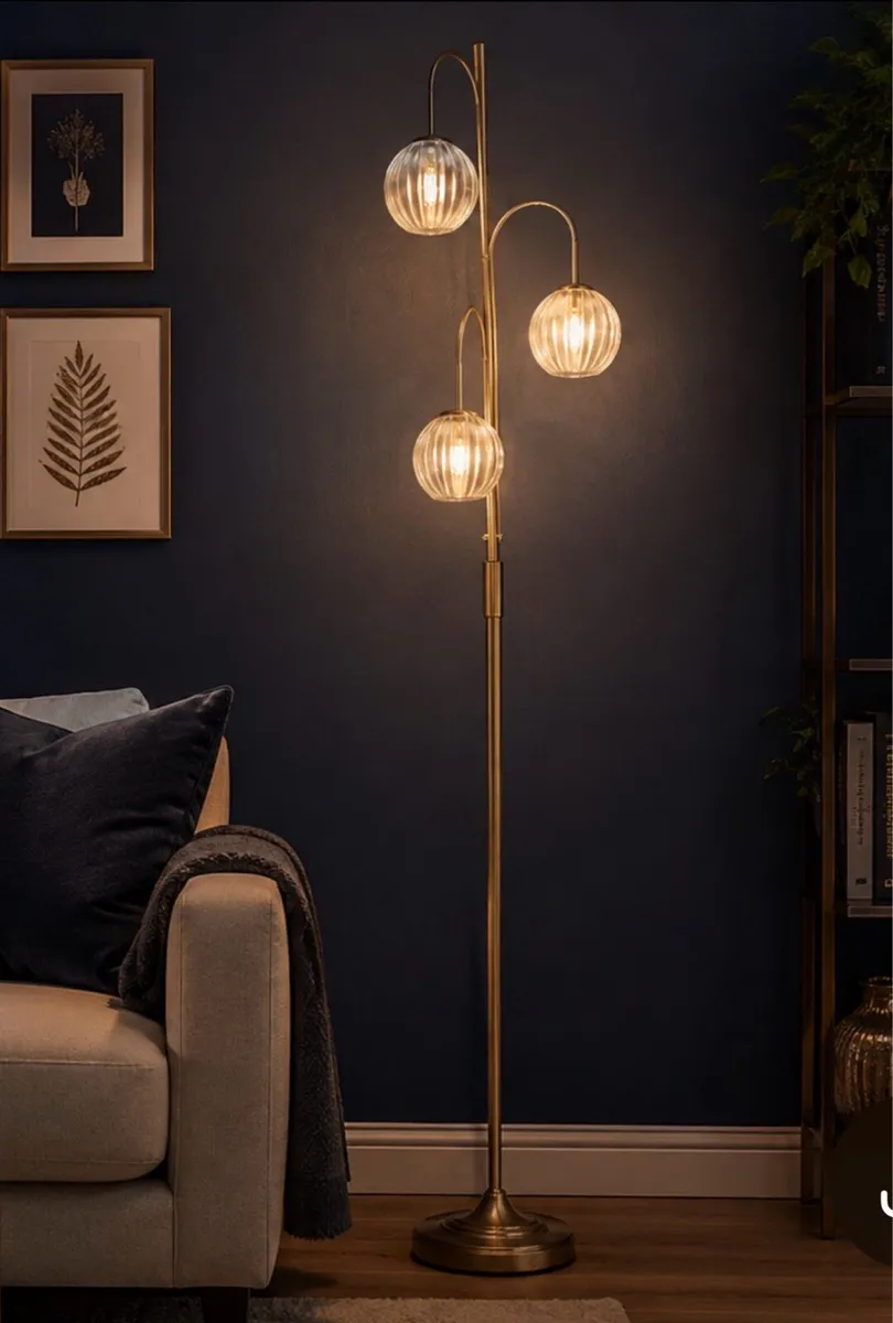 Brass Lamp - Image 2