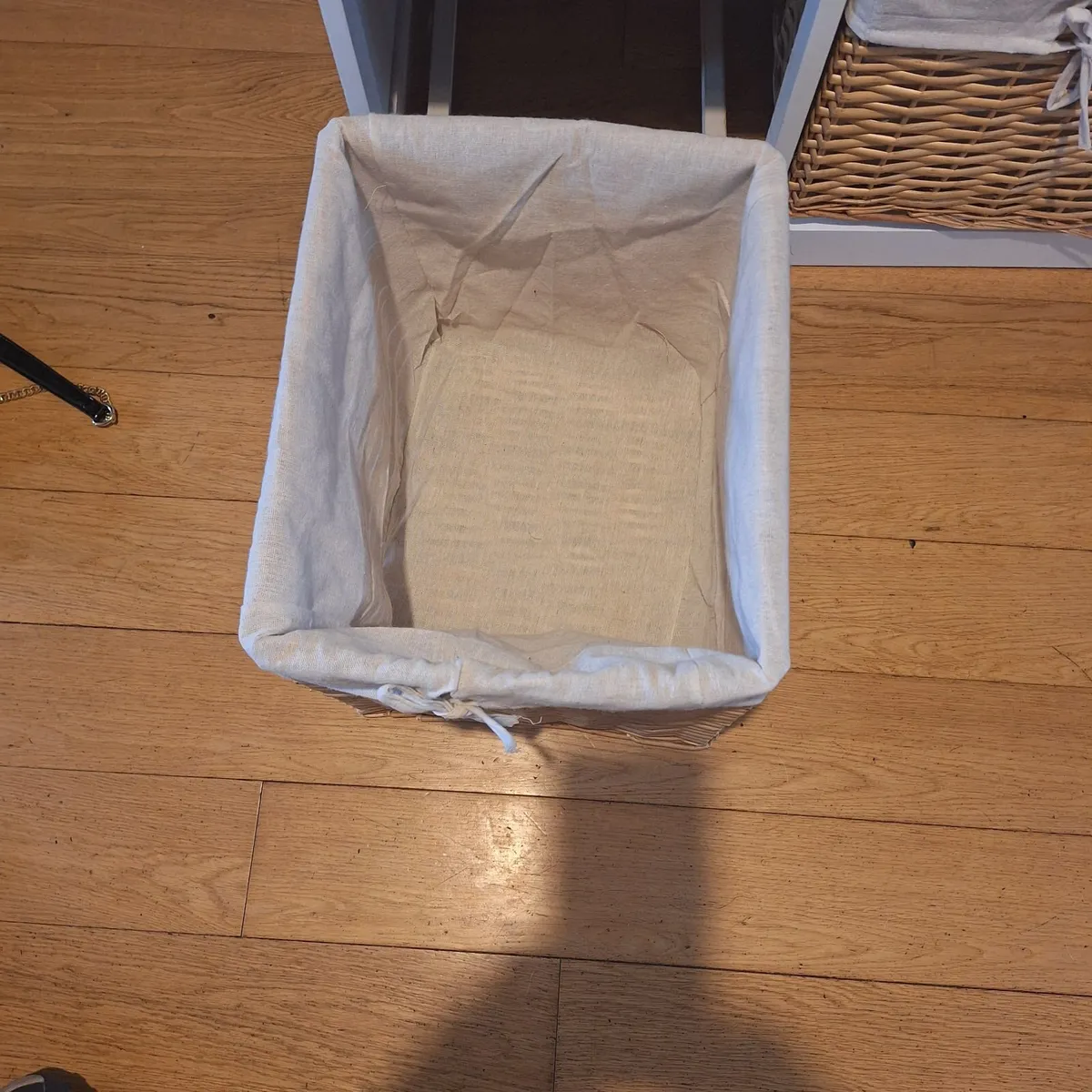 Hallway storage bench - Image 3