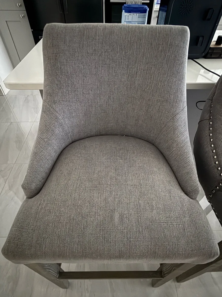 Diamond Furniture Grey Button- Turfed Bar Stools - Image 3