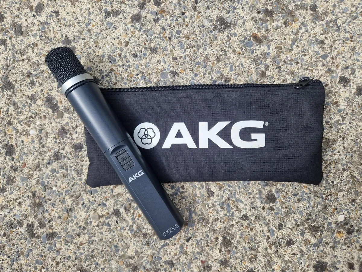 AKG C1000S Condenser Microphone