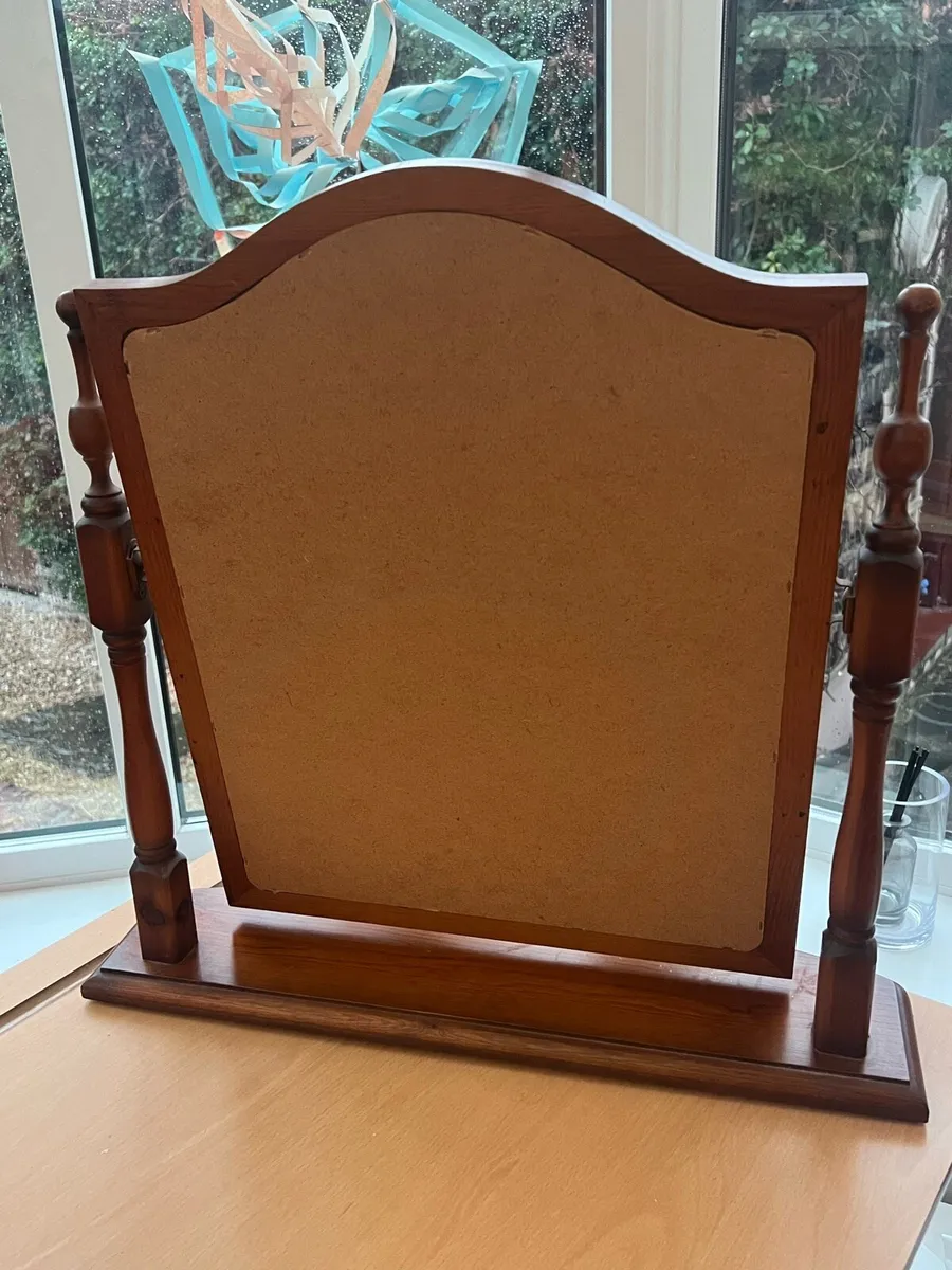 Dressing table free standing mirror - Image 3