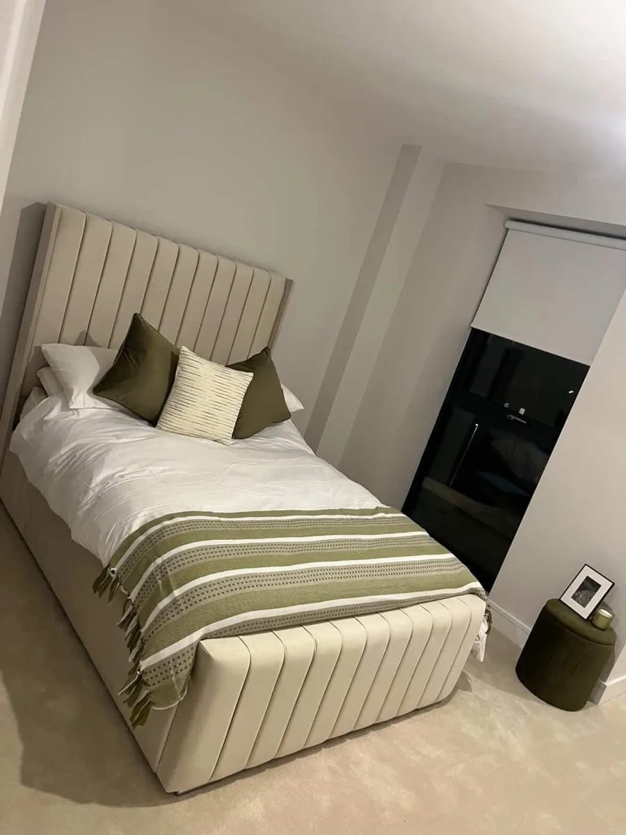 Beds - Image 2