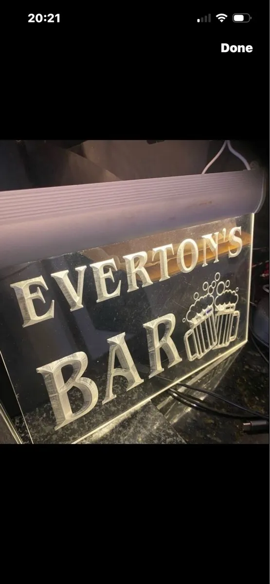 Illuminated ‘Everton’s Bar’ Sign - Image 3