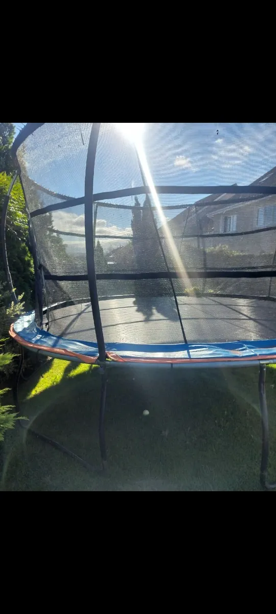 Trampoline 14 foot