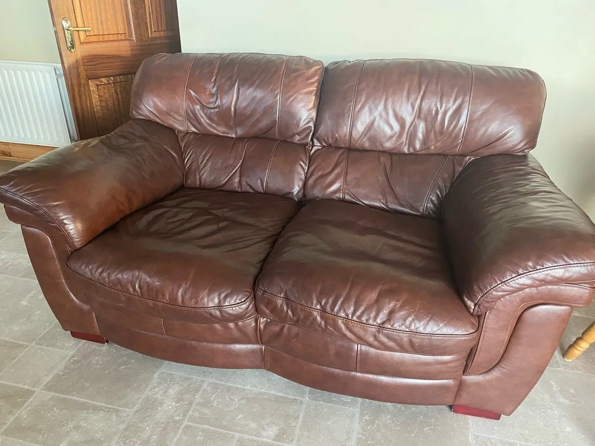 Brown leather 2 seater couch - Image 2