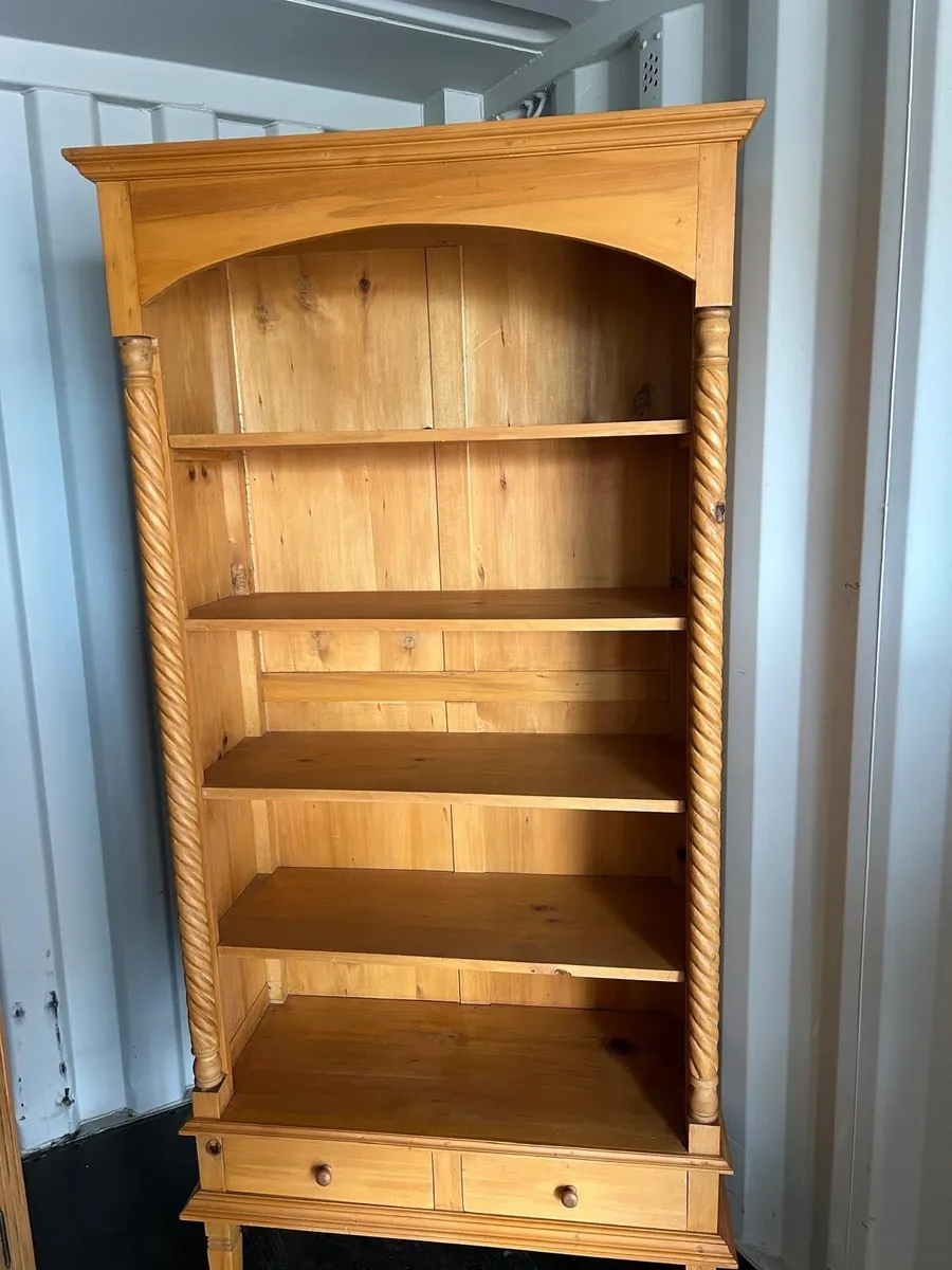 Solid wood book shelf