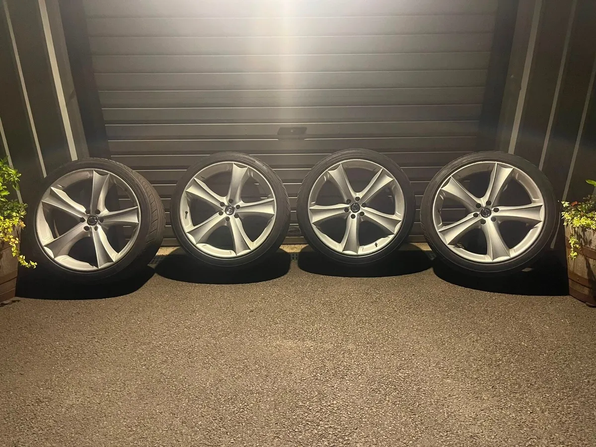 Nissan Navara alloys - Image 1